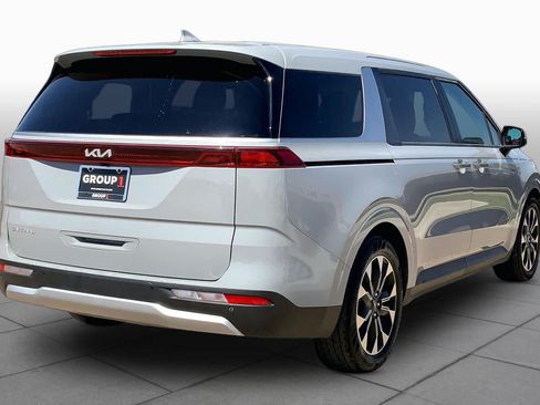 Certified 2024 Kia Carnival EX FWD image 13