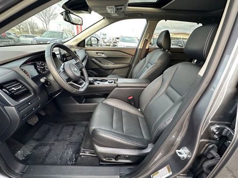 Certified 2021 Nissan Rogue SL w/ Premium Package image 27