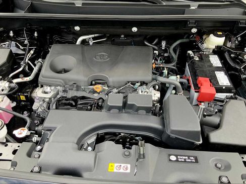 New 2025 Toyota RAV4 XLE image 16