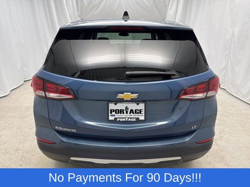 Used 2024 Chevrolet Equinox LT image 3
