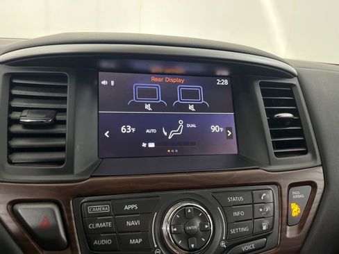 Used 2018 Nissan Pathfinder Platinum image 71