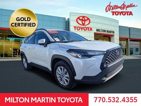 Certified 2024 Toyota Corolla Cross LE FWD image 1