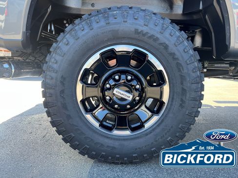 New 2026 Ford F250 Platinum AWD/4WD image 8