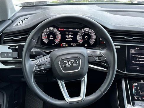 Used 2023 Audi Q7 2.0T Premium Plus w/ Premium Plus Package AWD/4WD image 11