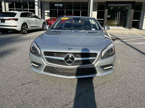 Used 2013 Mercedes-Benz SL 550 image 5