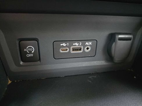 Used 2024 Nissan Sentra SV w/ All-Weather Package FWD image 18