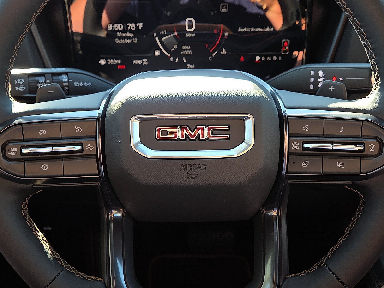New 2027 GMC Terrain AT4 w/ Convenience Package III AWD/4WD image 13