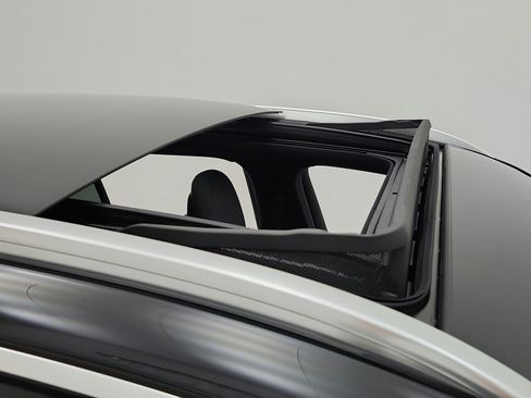 Certified 2026 Mercedes-Benz GLC 300 image 19