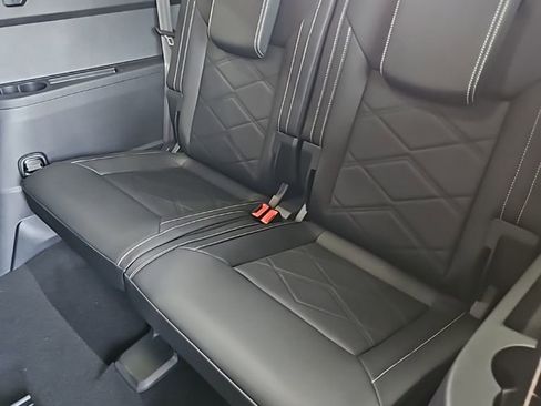 New 2026 Volkswagen Atlas SE image 26