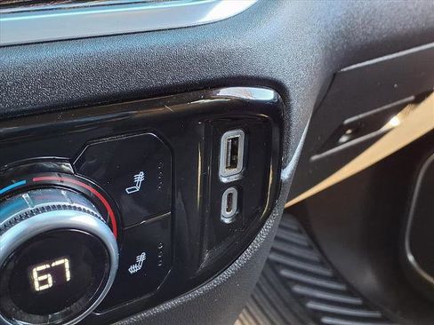 Certified 2022 GMC Sierra 1500 Elevation image 8