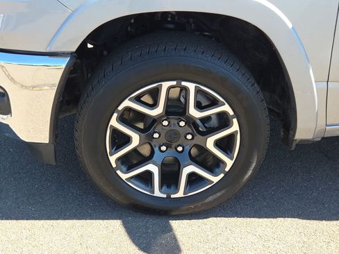Certified 2025 RAM 1500 Laramie AWD/4WD image 16