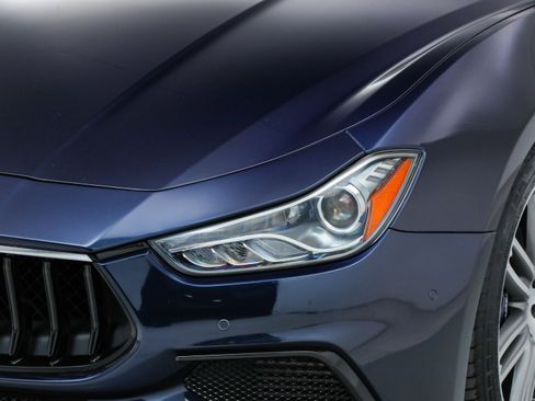 Certified 2022 Maserati Ghibli Modena Q4 image 9