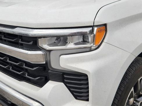 Used 2023 Chevrolet Silverado 1500 LT image 6