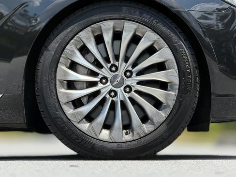 Used 2018 Genesis G90 5.0 Ultimate AWD/4WD image 21