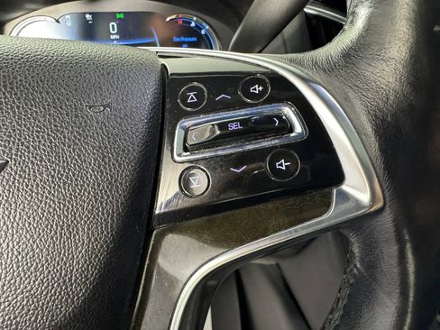 Used 2016 Cadillac Escalade Platinum AWD/4WD image 16