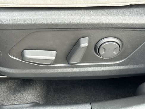 Certified 2025 Hyundai Tucson SEL image 16