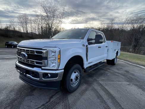 New 2026 Ford F350 XL w/ XL Chrome Package image 7
