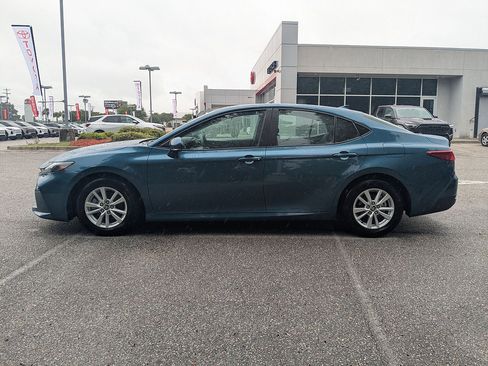 Certified 2025 Toyota Camry LE FWD image 6