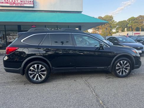 Used 2016 Subaru Outback 2.5i Limited AWD/4WD image 10