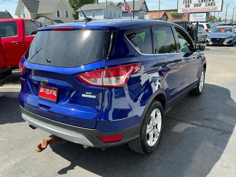 Used 2015 Ford Escape SE FWD image 4