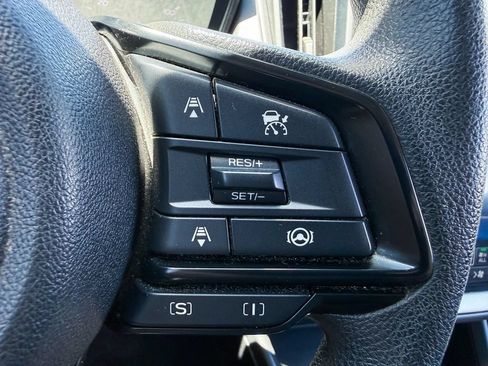 Used 2024 Subaru Crosstrek 2.0i Premium AWD/4WD image 18