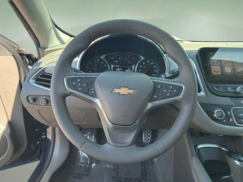 Used 2016 Chevrolet Malibu LT w/ Leather Package image 13