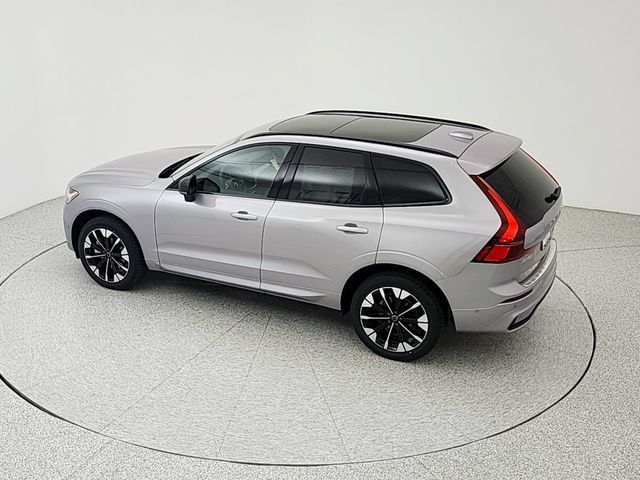 New 2026 Volvo XC60 B5 Plus w/ Protection Package Premier AWD/4WD image 35