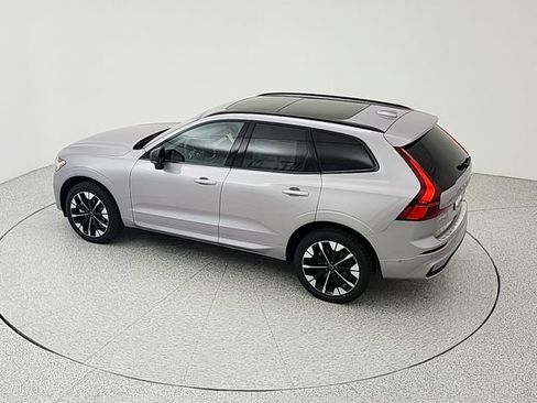 New 2026 Volvo XC60 B5 Plus w/ Protection Package Premier AWD/4WD image 35
