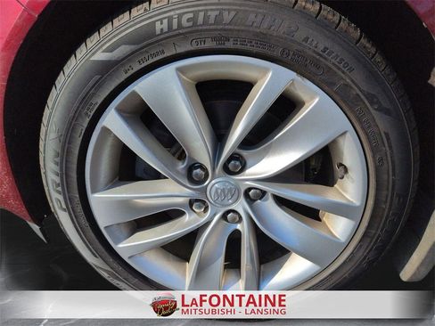 Used 2017 Buick Regal Premium w/ Driver Confidence Package #2 image 43