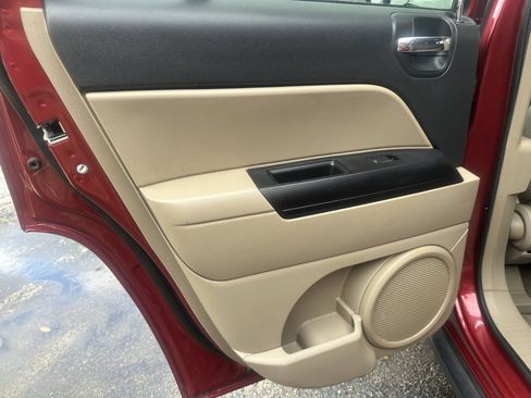 Used 2016 Jeep Compass Sport w/ Power Value Group FWD image 25