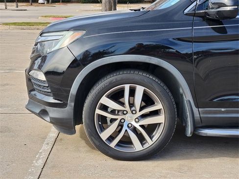 Used 2016 Honda Pilot Touring image 30