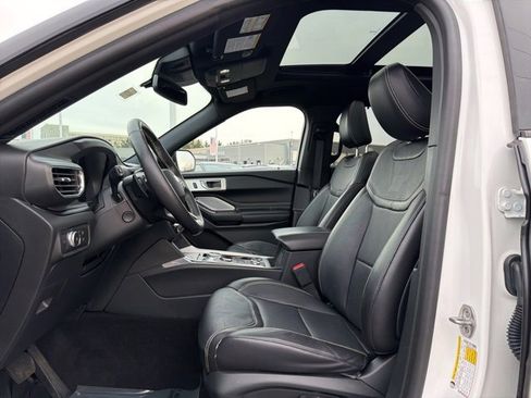 Certified 2020 Ford Explorer ST w/ ST Street Pack image 9