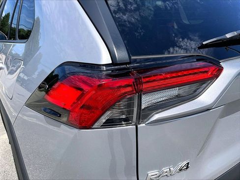 Used 2025 Toyota RAV4 XLE AWD/4WD image 34
