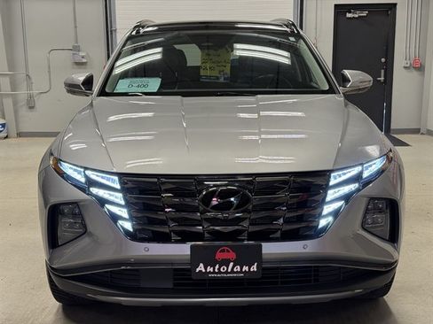 Used 2022 Hyundai Tucson Limited w/ Cargo Package AWD/4WD image 2