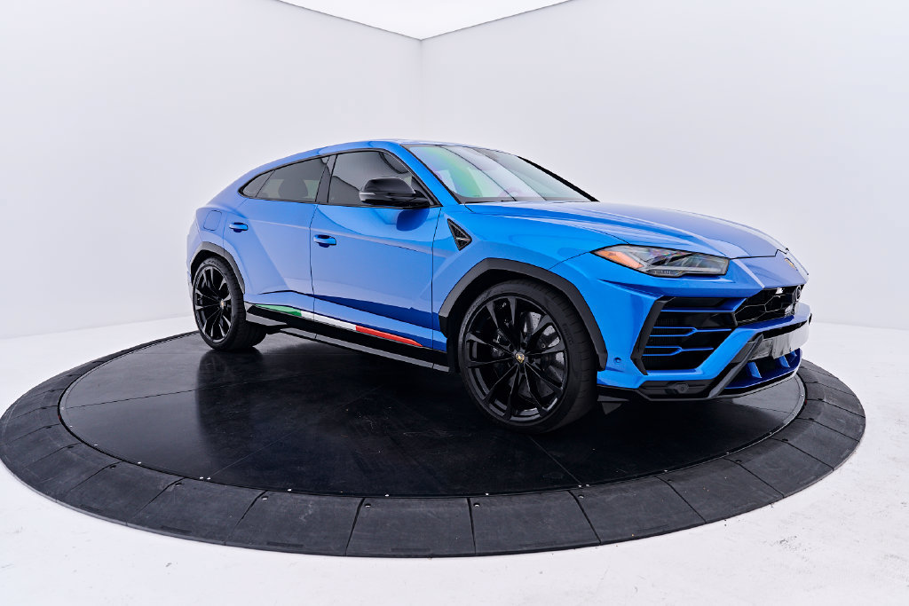 Used 2020 Lamborghini Urus AWD/4WD image 13