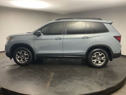 Used 2023 Honda Passport TrailSport image 4