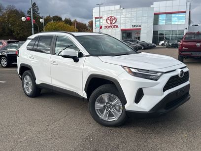 New 2025 Toyota RAV4 XLE