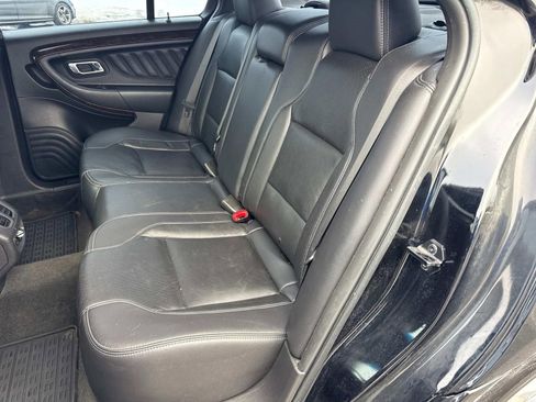 Used 2018 Ford Taurus Limited image 14