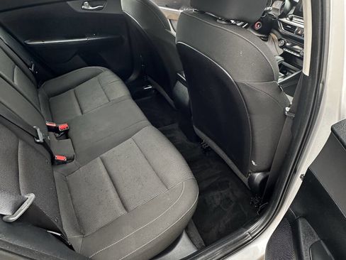 Used 2019 Kia Forte LXS image 16