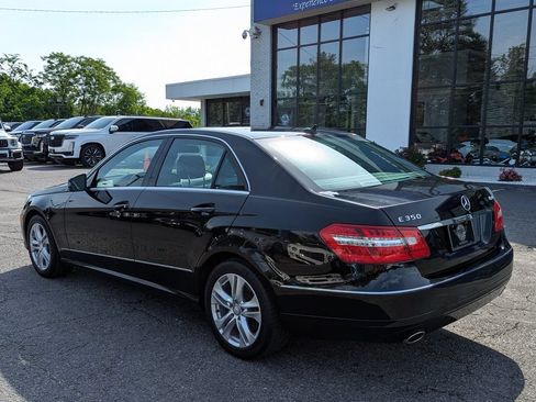 Used 2010 Mercedes-Benz E 350 4MATIC Sedan image 10