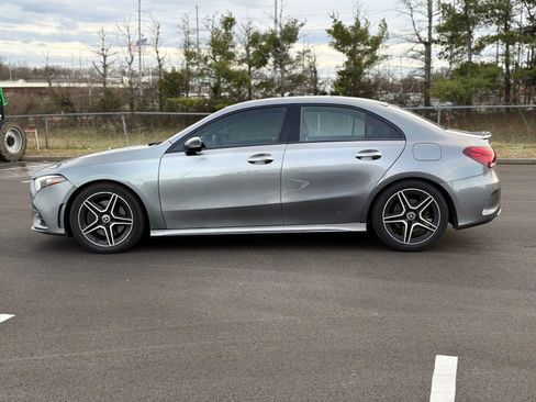 Used 2019 Mercedes-Benz A 220 image 2