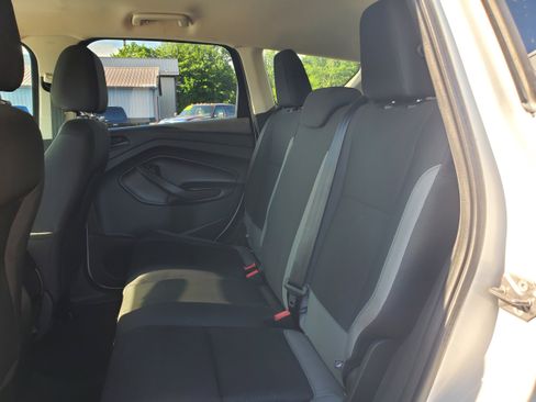 Used 2016 Ford Escape S FWD image 22