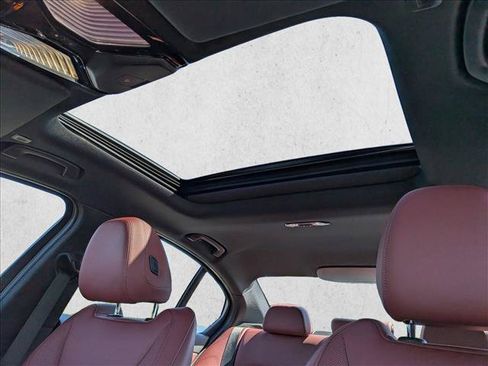 Used 2024 BMW 330e w/ Premium Package RWD image 15