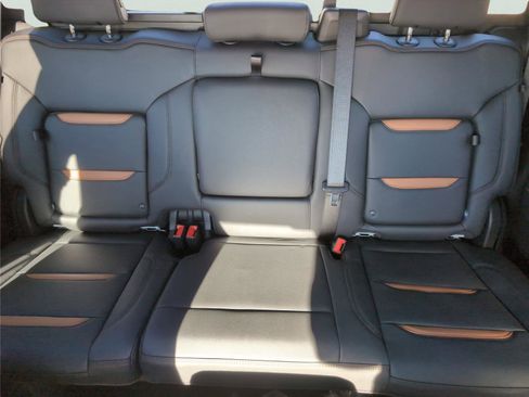 New 2026 GMC Sierra 2500 AT4 w/ AT4 Premium Plus Package image 25