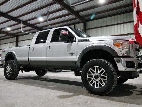 Used 2016 Ford F250 Lariat AWD/4WD image 17