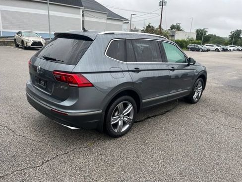 Used 2020 Volkswagen Tiguan SEL AWD/4WD image 4