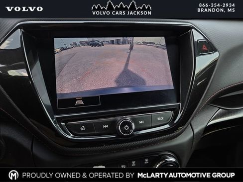 Used 2022 Chevrolet TrailBlazer RS w/ Technology Package FWD image 11