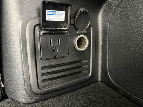 Used 2024 Toyota 4Runner SR5 image 39