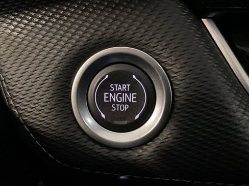 Used 2025 Chevrolet Equinox LT w/ Safety and Technology Package image 13