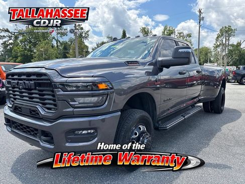 New 2026 RAM 3500 Big Horn AWD/4WD image 9